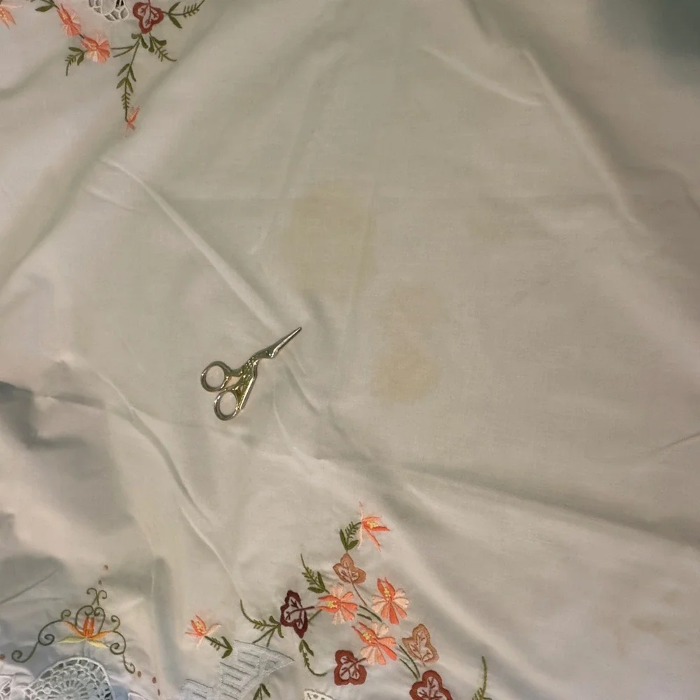 Vintage Tablecloth Floral Hand Embroidered Crochet Lace 116x66 Cottagecore
